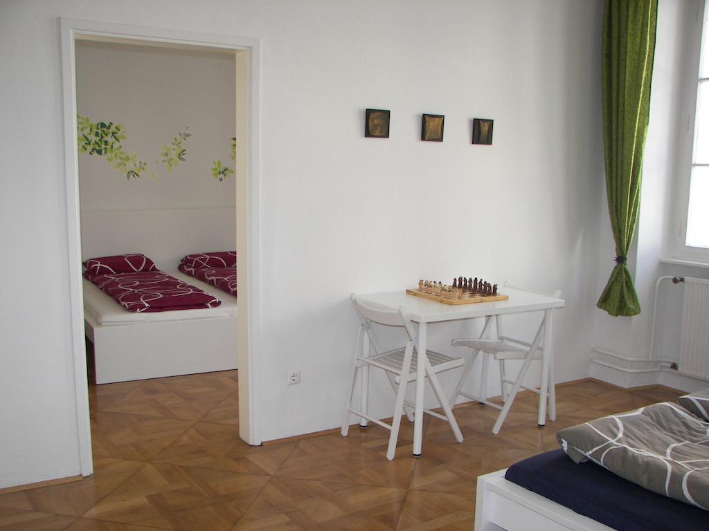 Apartment Eve Rooms Ljubljana Chambre photo